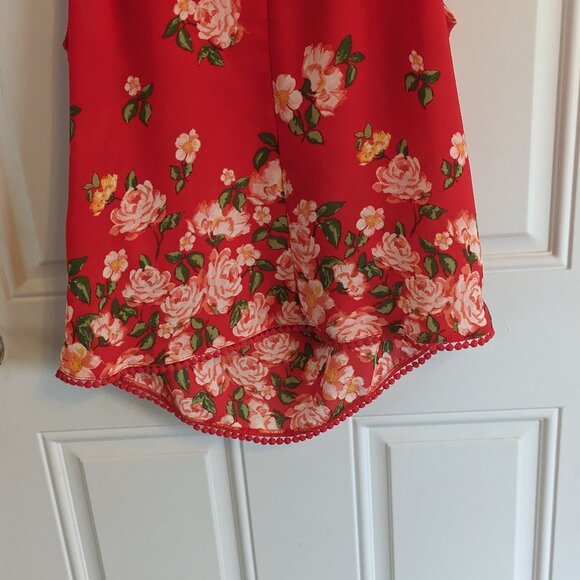Twine & String Red Floral Print With Tie Back Detail Size Medium - Picture 8 of 10